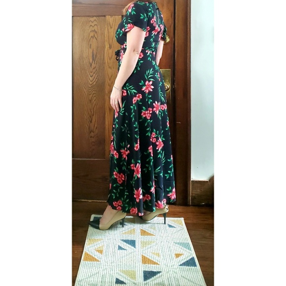 Black floral dress - Picture 2 of 4